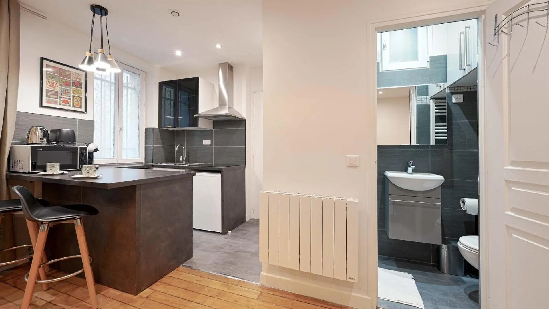 Cosy Flat Close To Montmartre Paris 0*,  France